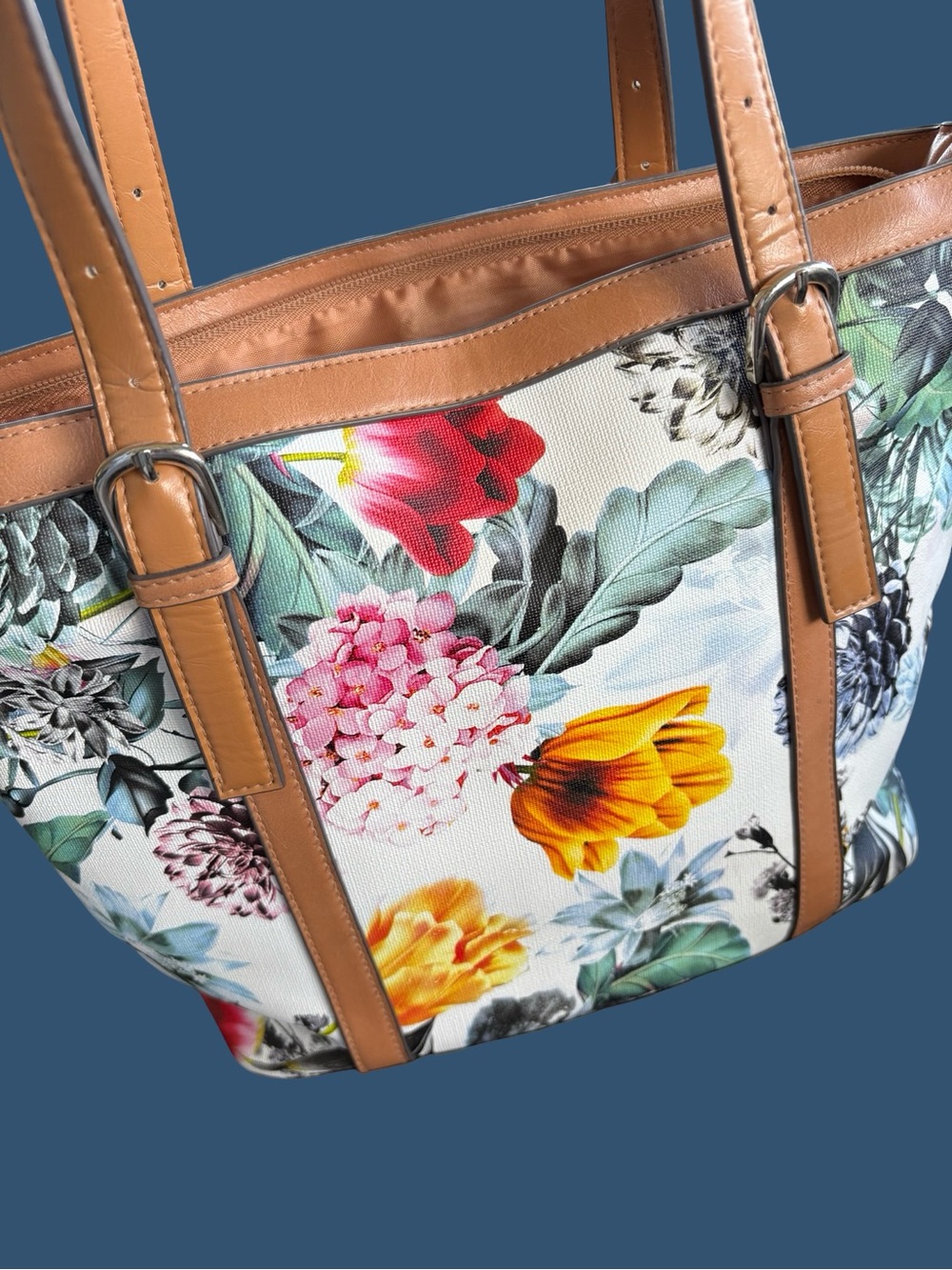 Floral Canvas purse with Tan Trim